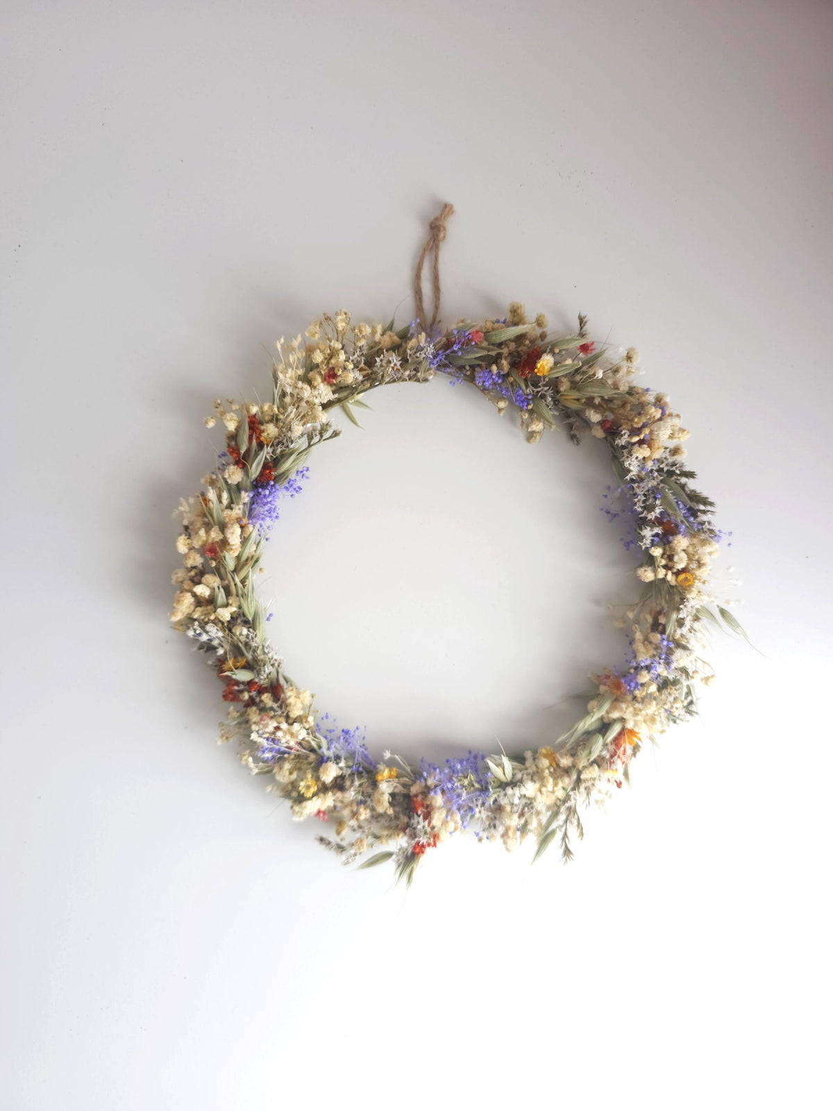 Bunter Türkranz, getrocknete Blumenanordnung, handgemachte Wanddekor