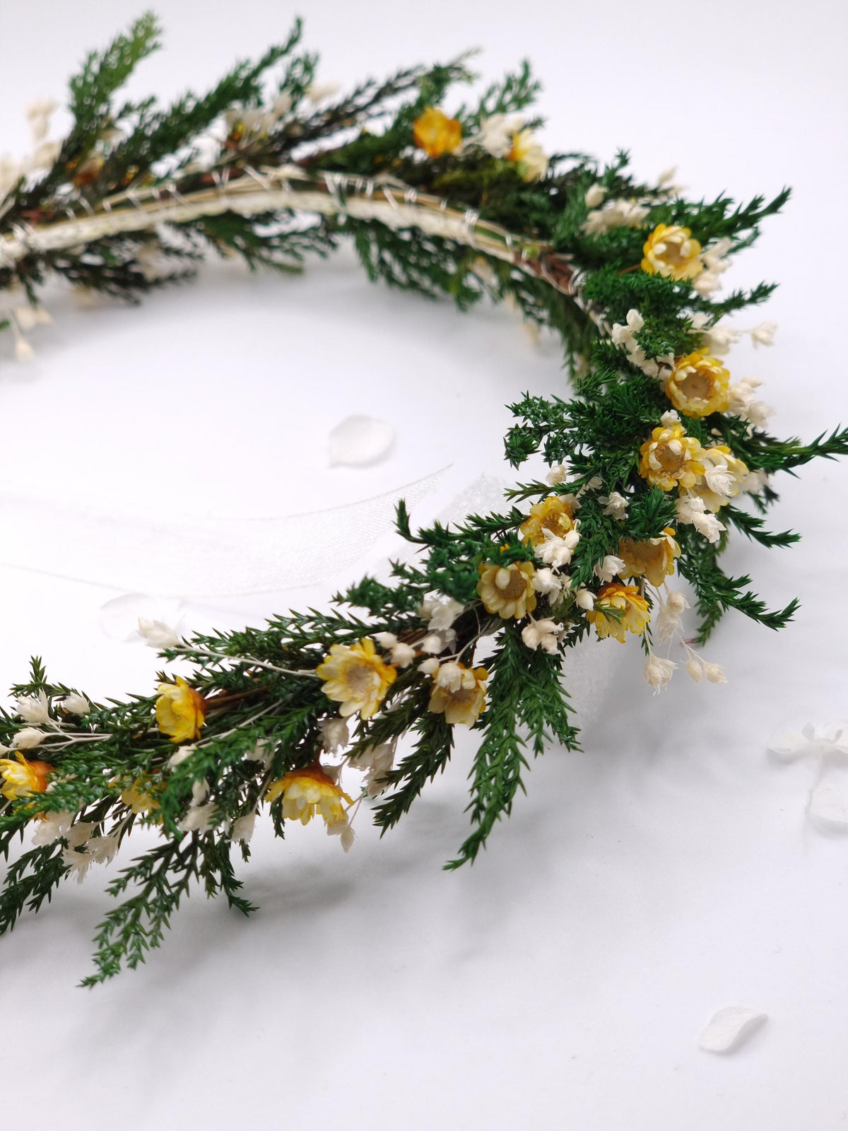 Grüner Blumenkranz mit gelben Feldblumen, Wald inspirierte Kopfkrone