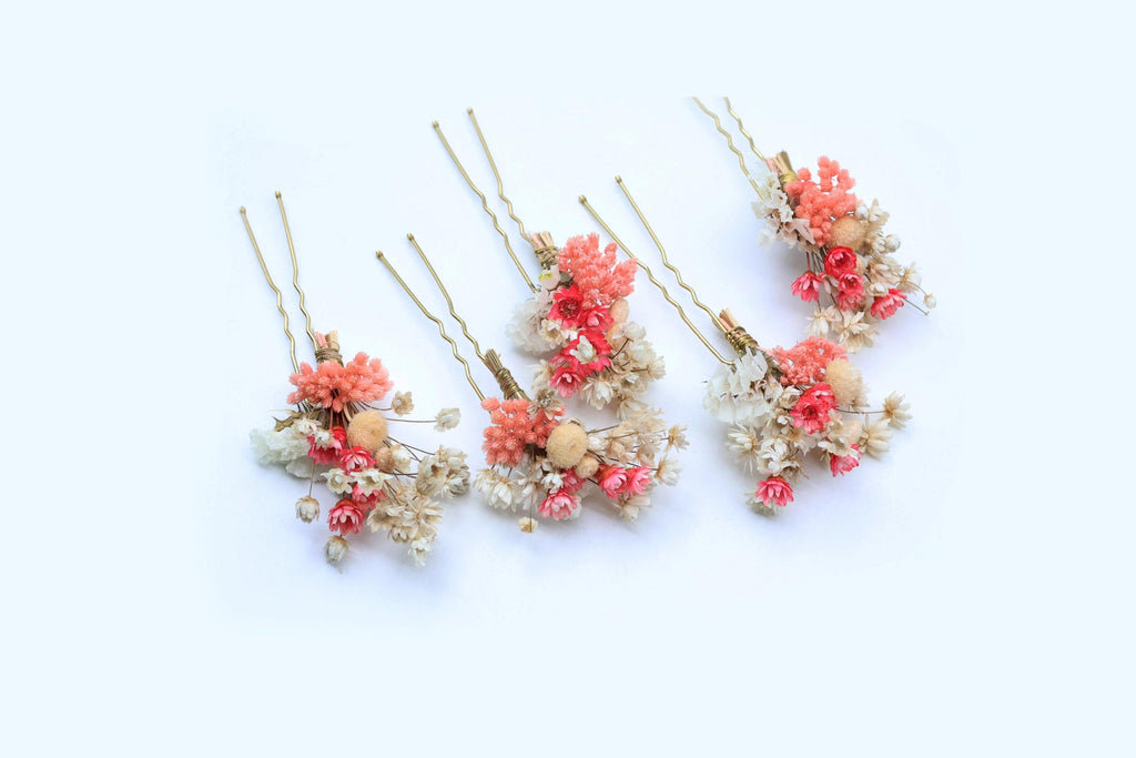 Rosa Braut-Haarnadeln mit Trockenblumen, Schleierkrautblüten in Weiß, Handgefertigte Blütenaccessoires