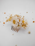 Gänseblümchen und Schleierkraut Kleiner Haarkamm Gelbe Trockenblumen, Zierlicher Weißer Trockenblumen Haarkamm, Minimalistischer Gänseblümchen Brautclip, Zartes Hochzeitshaar Accessoire