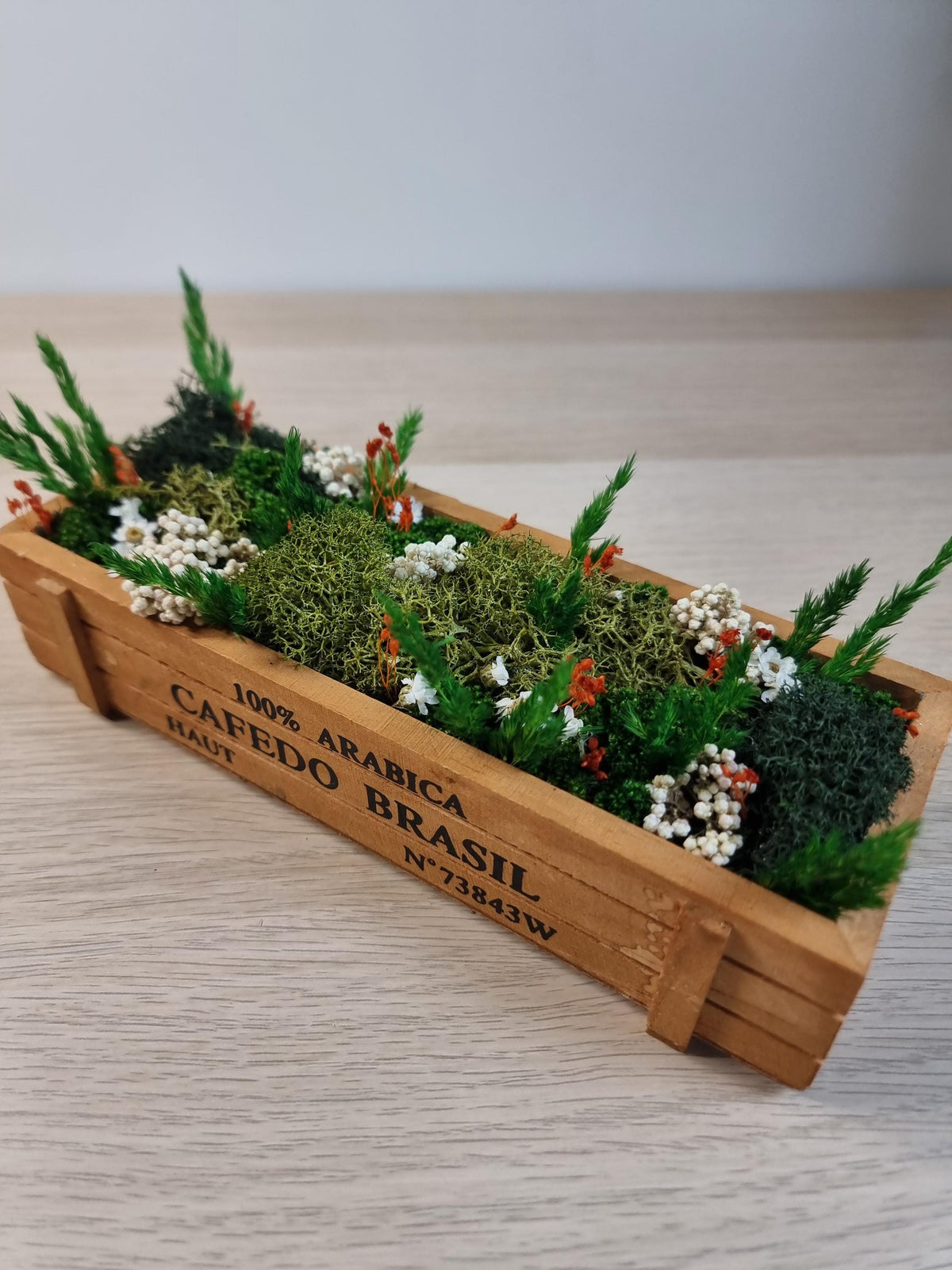 Grünes Gesteck mit Moos und Trockenblumen, Geschenk für Ihn, Schreibtisch- und Wohnzimmerdeko 