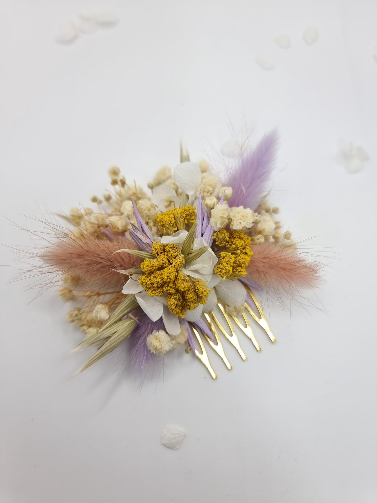 Hochzeits-Set in Lavendel und Gelb: Braut- und Brautjungfernstrauß, Blumen-Haarkamm, Hochzeitsdekoration