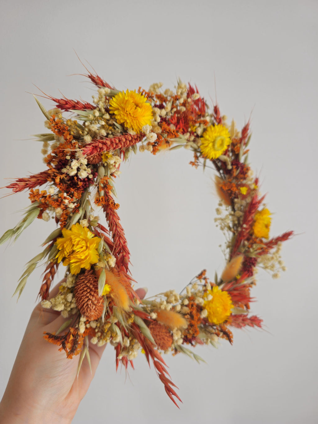 Herbstkranz mit Feldblumen, Weizen und Babyatem, getrocknete Blumenarrangement, handgemachte Einrichtung