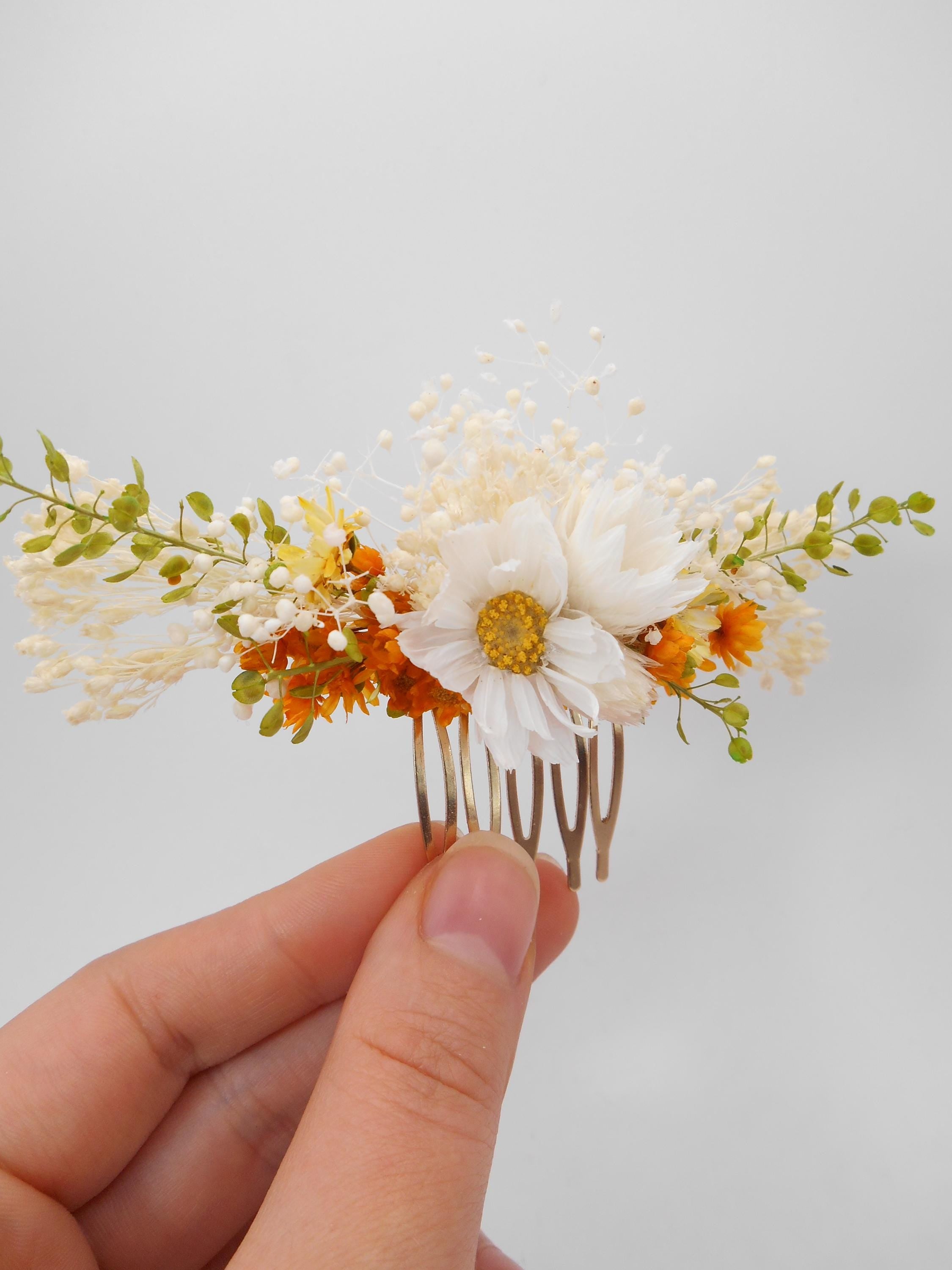 Terrakotta-Orange Blumen & Weiße Gänseblümchen Haarkamm | Rost Herbst Hochzeit Braut Haarschmuck, Hochzeitsgast Blumenclip, Boho Brautjungfern Geschenk