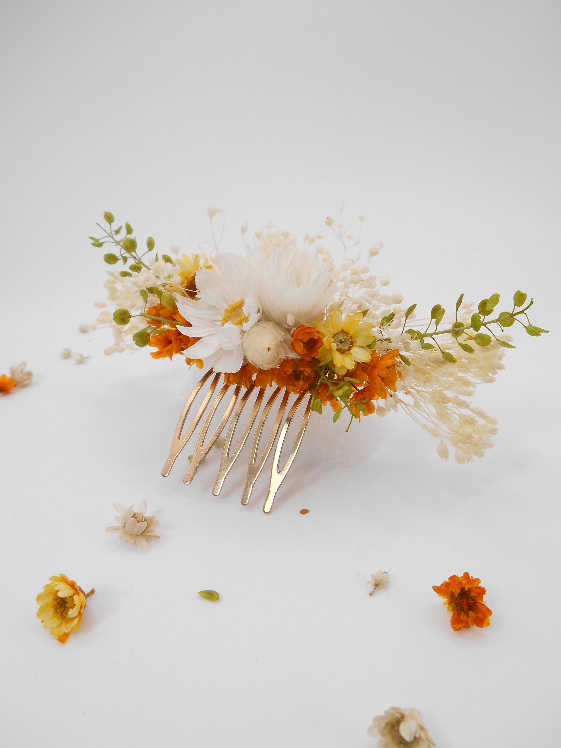 Terrakotta-Orange Blumen & Weiße Gänseblümchen Haarkamm | Rost Herbst Hochzeit Braut Haarschmuck, Hochzeitsgast Blumenclip, Boho Brautjungfern Geschenk