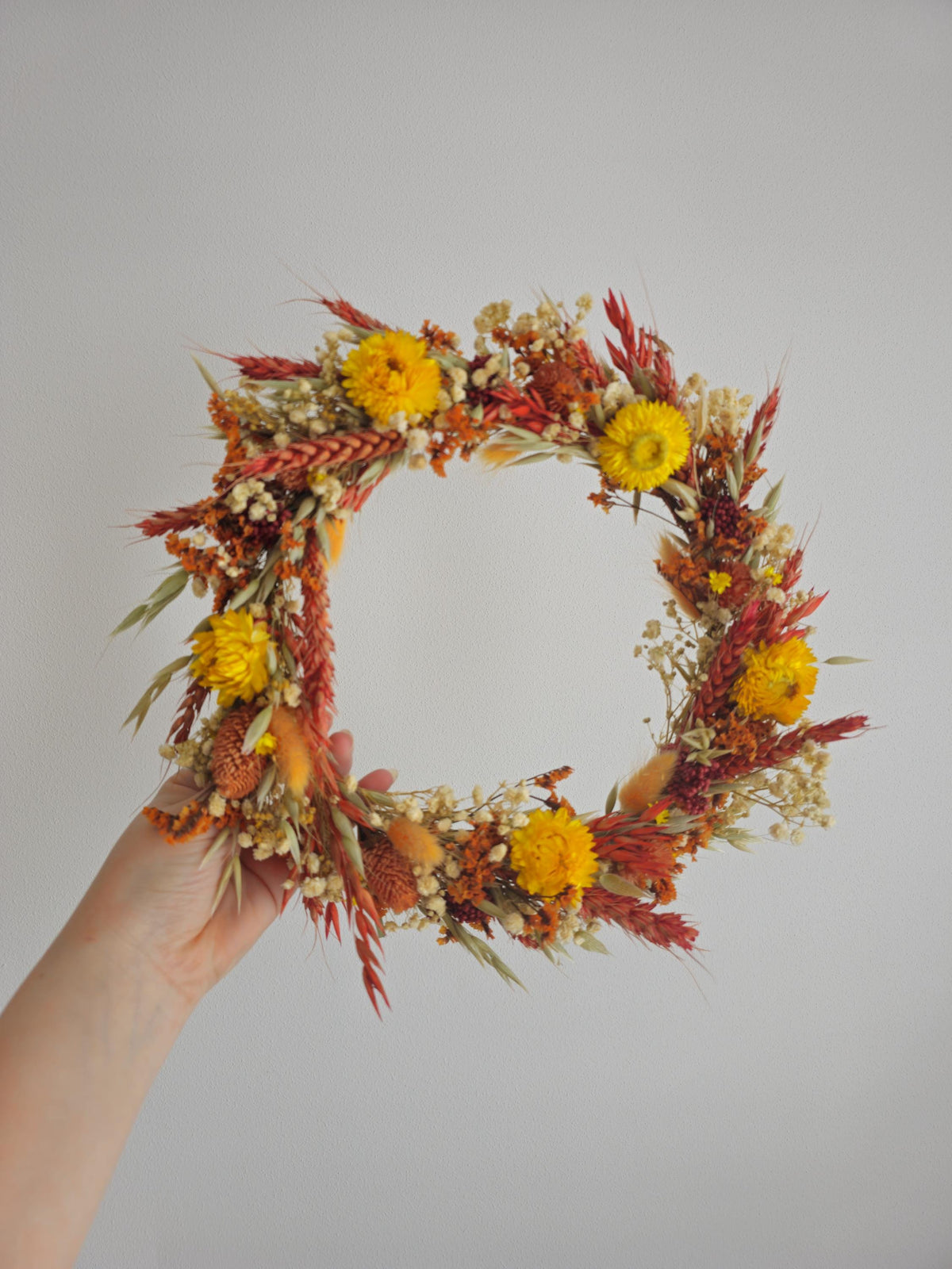 Herbstkranz mit Feldblumen, Weizen und Babyatem, getrocknete Blumenarrangement, handgemachte Einrichtung
