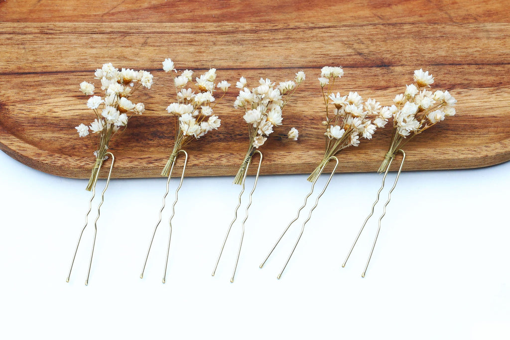 Haarschmuck für die Hochzeit, Accessoires aus elfenbeinfarbenen Trockenblumen und Schleierkraut