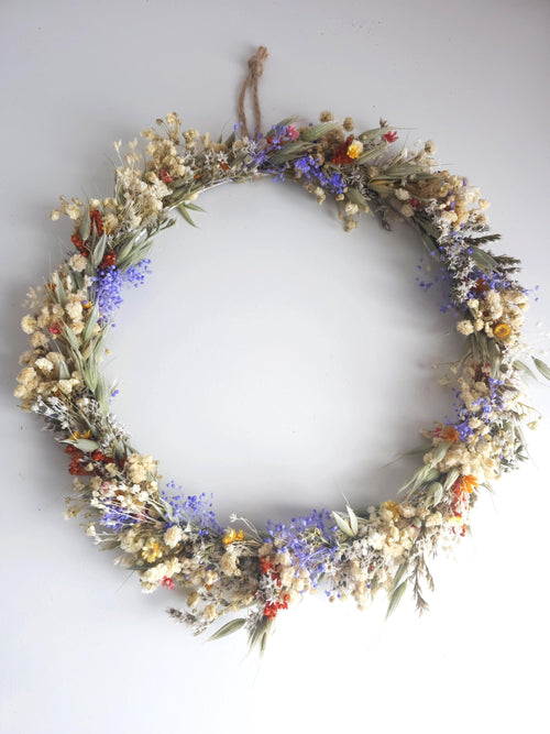 Bunter Türkranz, getrocknete Blumenanordnung, handgemachte Wanddekor