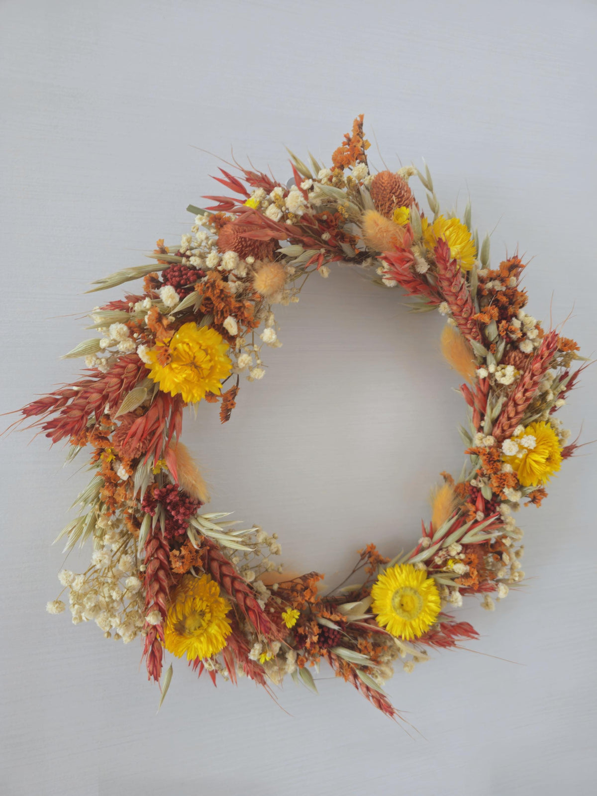Herbstkranz mit Feldblumen, Weizen und Babyatem, getrocknete Blumenarrangement, handgemachte Einrichtung