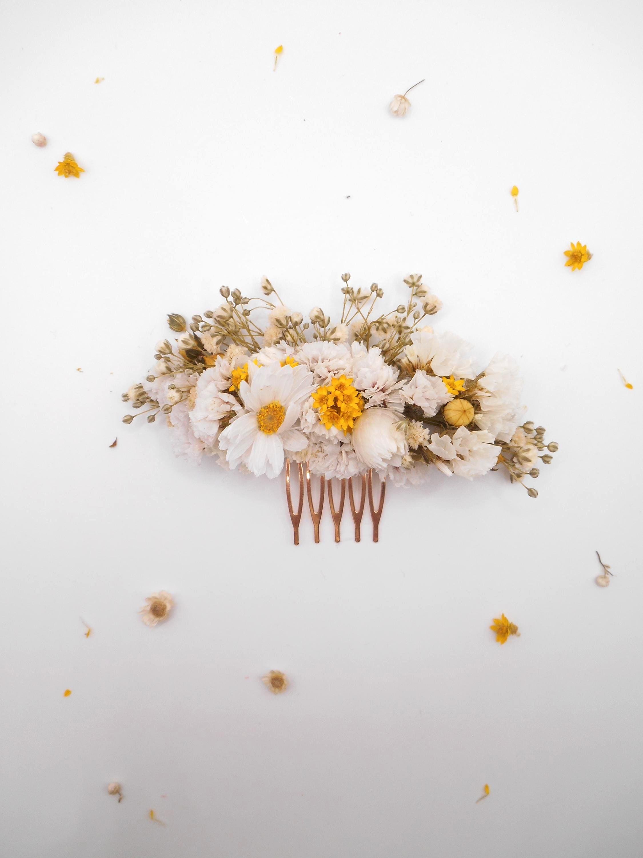 Haarkamm mit weißer Margerite & Schleierkraut | Klassischer Braut-Haarschmuck aus Trockenblumen, minimalistisches Accessoire für Hochzeitsgäste, elegante Blumenklammer